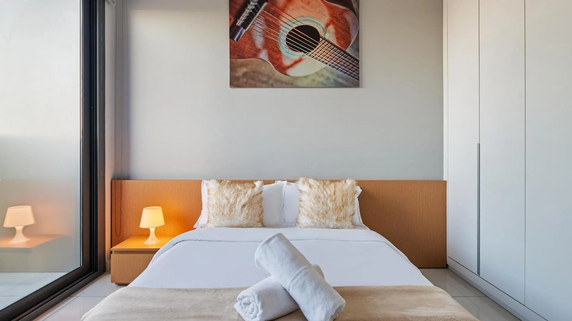 Apartment Comfy Studio Near Dubai Silicon Oasis